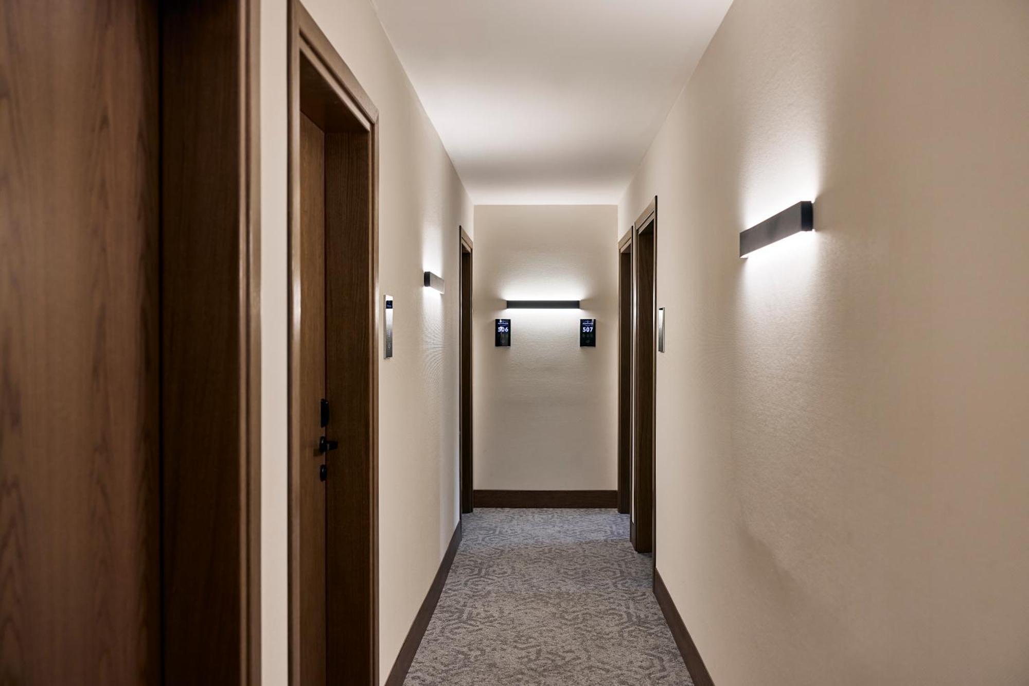 Athenarum Portus Life & Style Hotel Piraeus Buitenkant foto
